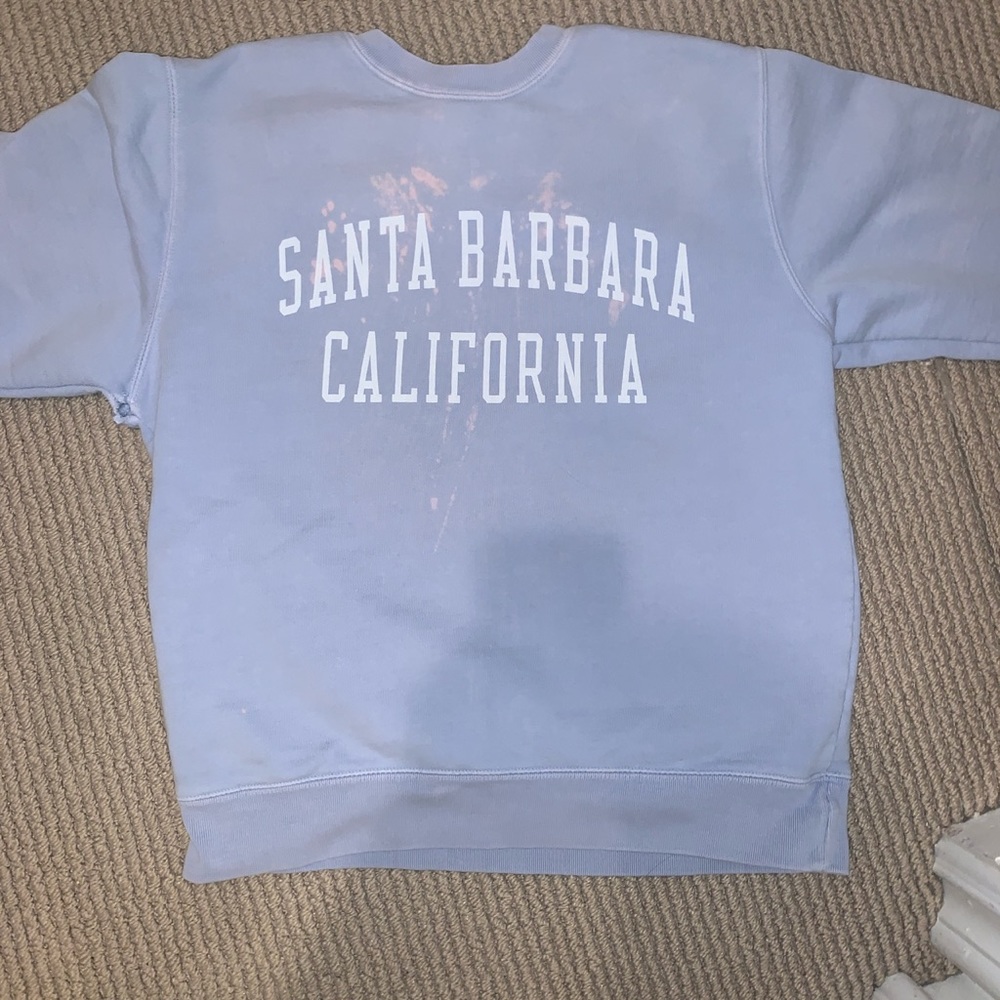 super cute santa barbara brandy melville crewneck